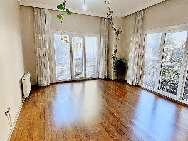 ESENBAHÇE KONAKLARI YÜKSEK GİRİŞLİ 3+1