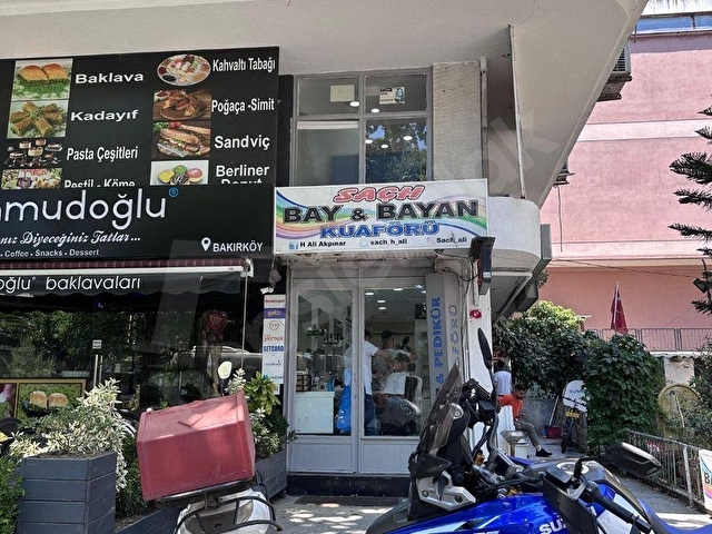 m.selimden b.köy z.baba caddesınde 75m2 (25+25+25)dükkan