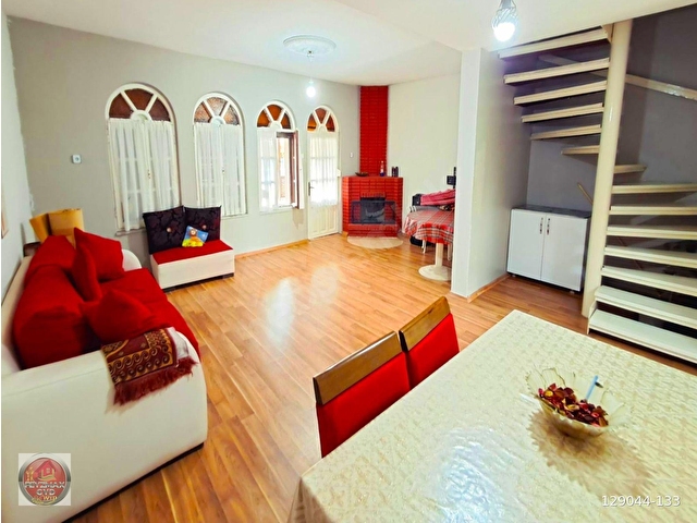SON HAFTA SATILIK TRIPLEX VİLLA 5+2 HAVUZLU SİTE İÇİ KREDİYE UYGUN - Görsel 15