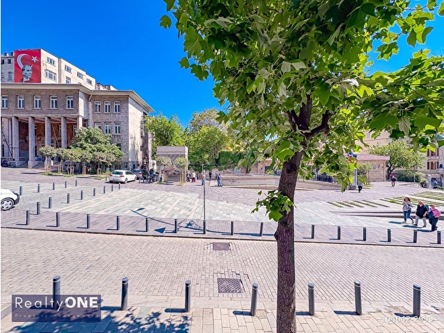 Beyoğlu Satılık Daire Ofis Şişhane Meydan Ana Cadde Üzeri Tarihi Bina - Görsel 9