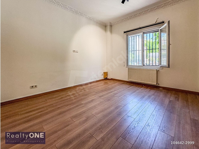 Beyoğlu Satılık Daire Ofis Şişhane Meydan Ana Cadde Üzeri Tarihi Bina - Görsel 26