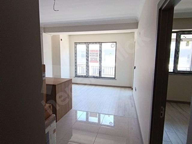 VARAN EMLAKTAN CADDE PORTDA SATILIK 1+1 DAİRE - Görsel 19