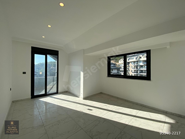 ALANYA ÇIPLAKLIDA SATILIK 3+1 FULL MANZARALI SIFIR DAİRE - Görsel 24