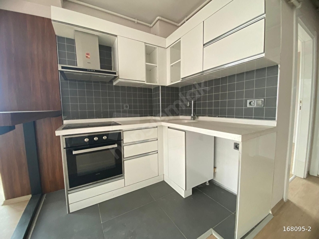 VARDAR GAYRİMENKULDEN AKIN 688 SİTESİNDE BOŞ 1+1 SATILIK DAİRE - Görsel 7