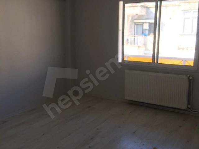 NERGİZ de.Bakımlı ,ASANSÖRSüZ, DOGALGAZ LI, son kat ,3+1,temiz,145 M2 - Görsel 17
