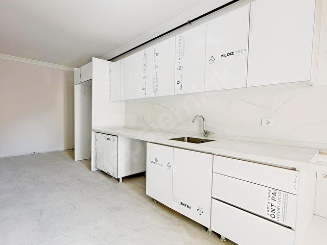 SULTANBEYLİ ADİL MAH DE FERAH ÜST DUBLEKS 5+1 SATILIK DAİRE ! - Görsel 12