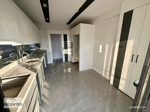 !BEŞTEPEDE GÜVENLİKLİ SİTE İÇERİSİNDE SATILIK 2+1 SIFIR DAİRE! - Görsel 6