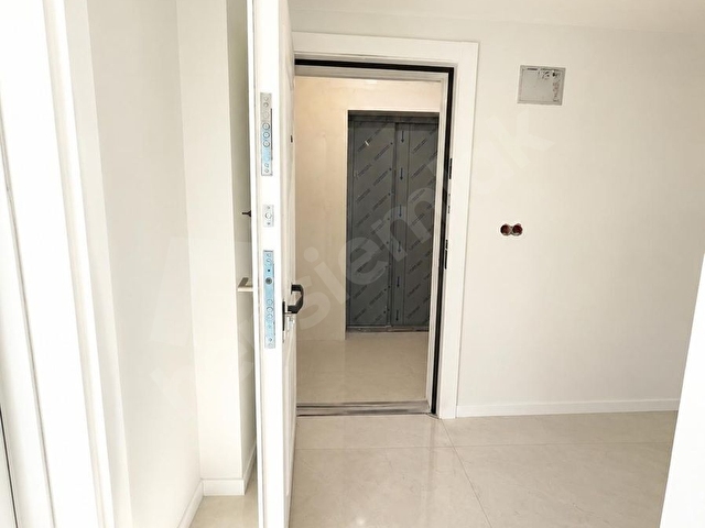 ROTA MODERNDEN GÜLYALIDA DENİZ MANZARALI LÜKS DAİRE! - Görsel 2