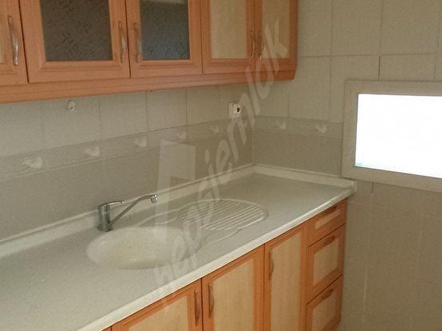 güzelyalı da 3.kat 2+1 yalı dairesi 80m2 - Görsel 6
