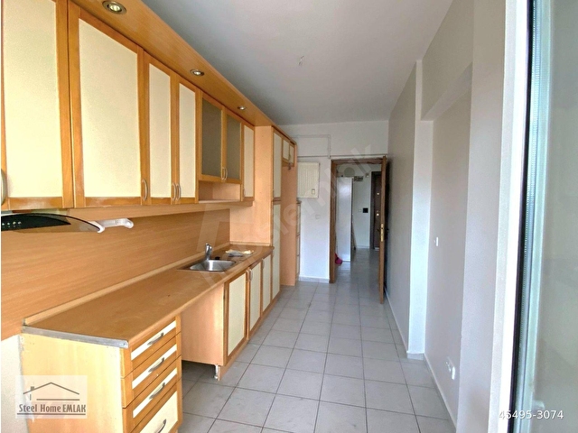 BEYLİKDÜZÜ BARIŞTA 130 m2 24 YILLIK BİNADA-SİTE İÇİ-OTOPARKLI-ASANSÖRLÜ-KOMBİ,ŞÖMİNELİ 3+1 - Görsel 10
