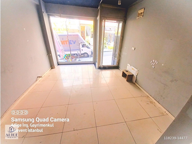 Cadde Üstü,  Giriş,  60m²,  Doğalgazlı,  Mutfaklı,  Wcli,  Bahçeli, Kiralık Dükkan & Mağaza - Görsel 21