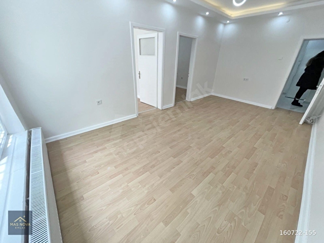 GAZİNODA DUTLUK METRO YAKINI YAPILI BAKIMLI 3+1 SATILIK DAİRE - Görsel 7
