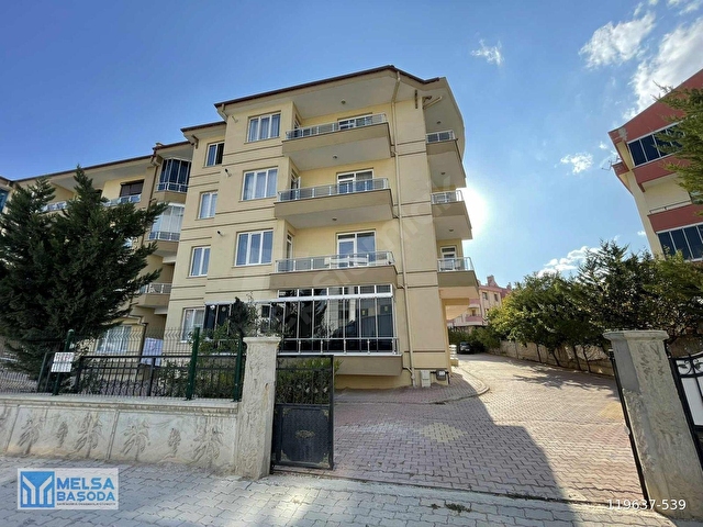SELAHADDİNİ EYYÜBİDE CADDEYE YAKIN ARAKAT 3+1 DAİRE