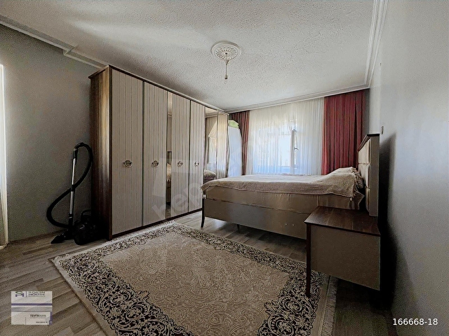 Gölbaşı merkezde satılık daire - Görsel 12