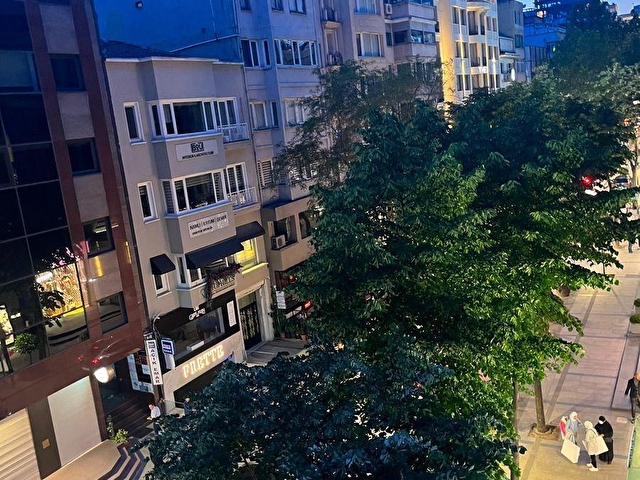 Nişantaşı Abdi İpekçi Caddede Köşe Manzaralı Kaliteli Satılık Konut