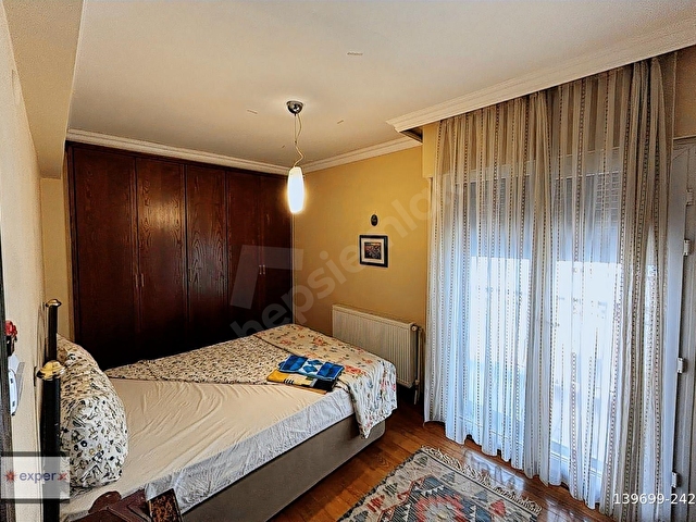 Alsancak Şair Eşrefte lüks eşyalı kiralık 3+1 daire - Görsel 8