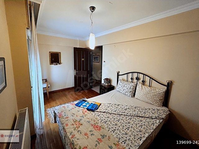 Alsancak Şair Eşrefte lüks eşyalı kiralık 3+1 daire - Görsel 12