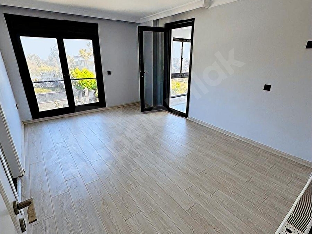 3K GYM -DENİZE YAKIN KONUMDA-GENİŞ KULLANIMLI 6+2 MÜSTAKİL VİLLA - Görsel 19