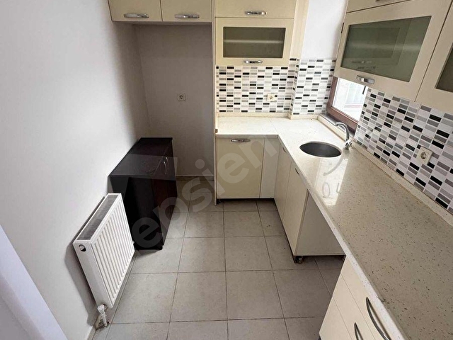 ALTIN EMLAKTAN 9 YILLIK BİNADA BALKONLU 2+1 KÖŞE DAİRE - Görsel 7