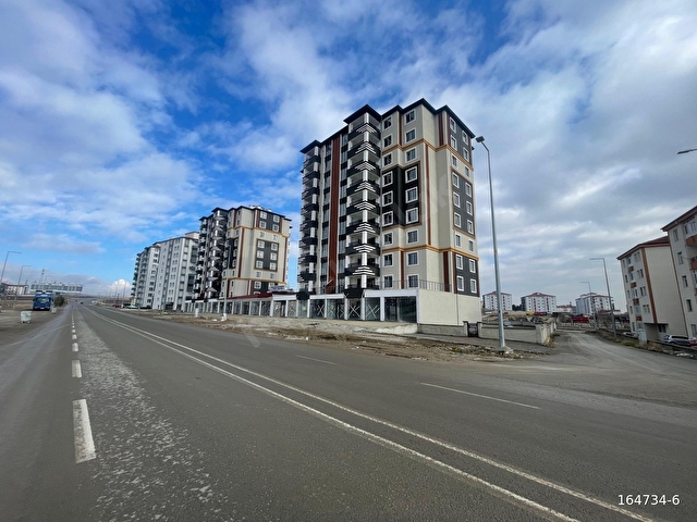 TÜRKER EMLAKTAN SORGUN HASTANESİ YOLUNDA SATILIK 3+1 DAİRE - Görsel 3