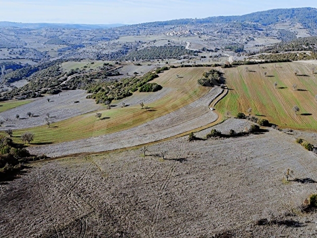 BALIKESİR DURSUNBEY GÖKÇEDAĞ KÖYE YAKIN YOLA CEPHE 6425MT ARAZİ - Görsel 21