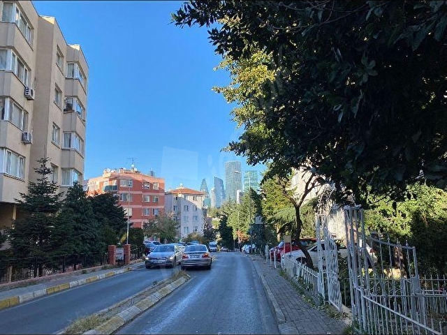 ESENTEPE MERKEZDE KENTSEL DÖNÜŞÜMÜNE UYGUN MERKEZİ YEŞİŞİLLİKLER İÇİNDE - Görsel 17