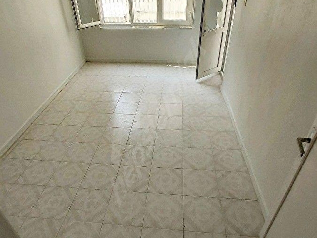 BEYAZEVLER KİRALIK 3+1 BÜYÜKLÜĞÜNDE 2+1 GENİŞ DAİRE-ARAKAT - Görsel 4
