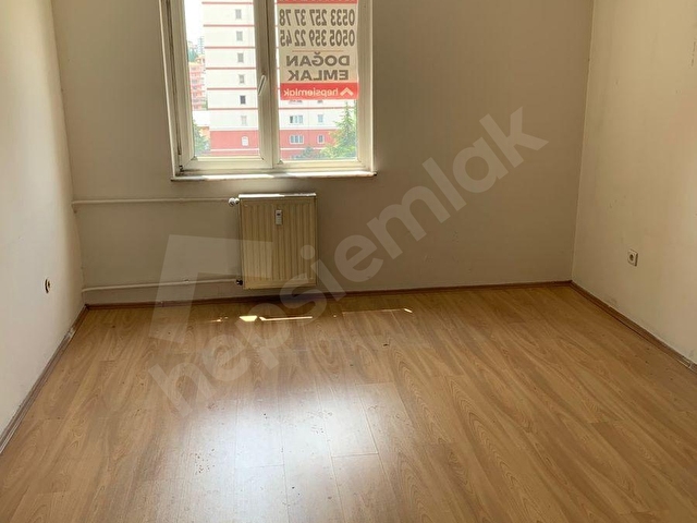 DOĞAN DAN ERYAMAN 2 .ETAP ESTON BLOKLARINDA   5 KAT  KİRALIK 1+1 50 M2 - Görsel 9