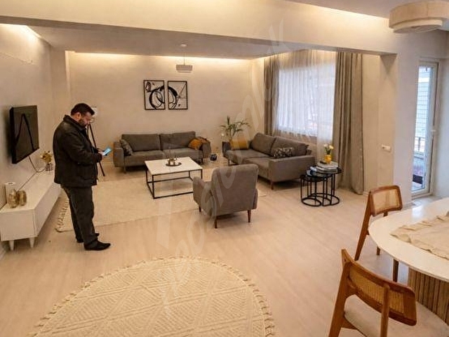 Kadeş Meydanı Arkası Merkezi Konumda Yapılı Geniş ve Ferah Daire - Görsel 5