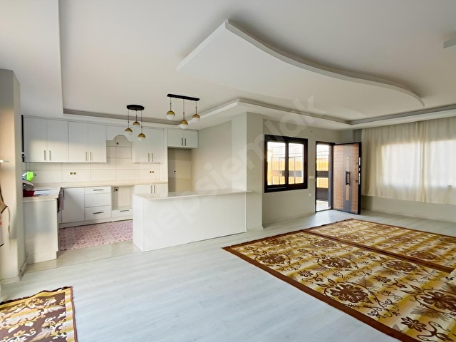 Bayram Hacılı da Havuzlu Göl Manzaralı Villa - Görsel 29