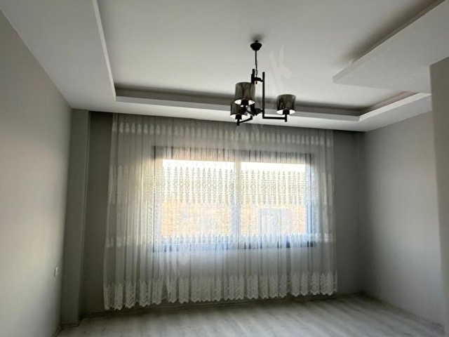 Bayram Hacılı da Havuzlu Göl Manzaralı Villa - Görsel 22