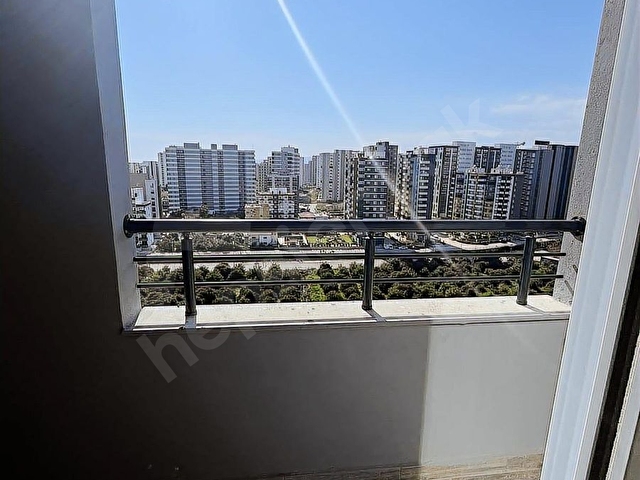 BEYAZDAN İLKEMDE SAHİLDE SİTEDE 1+1 YENİ BİNADA ÖN CEPHE BAL - Görsel 11