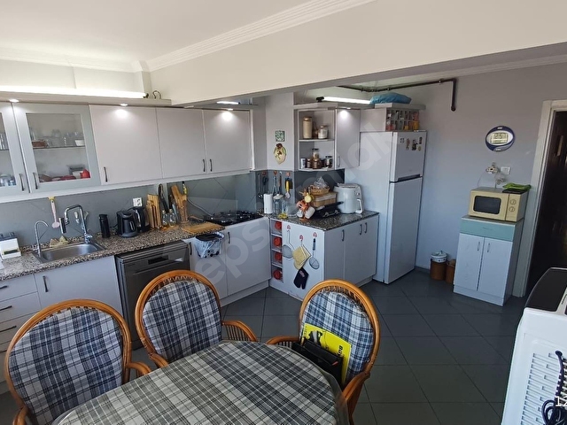 NARLIDERE HUZUR MAHALLESİNDE DENİZ MANZARALI 3+1 SATILIK DAİRE - Görsel 16