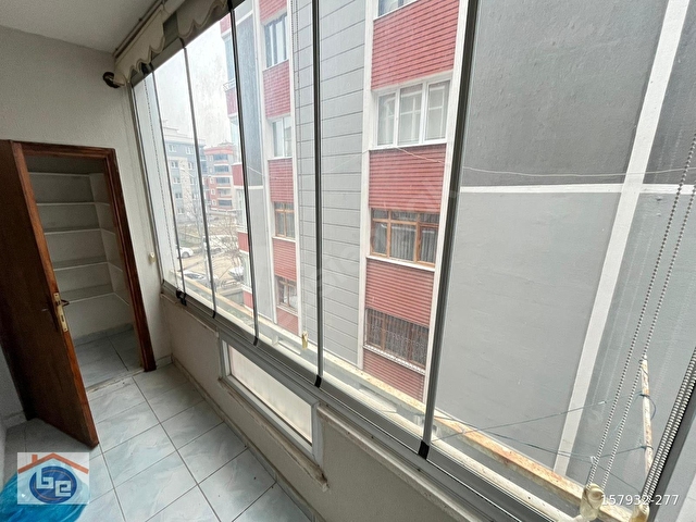 BAYLAN EMLAKTAN BAHÇELİEVLER MAH.ŞEYH ŞAMİL CAD.FERAH EVLERİ 2. KAT 3+1 SATILIK DAİRE - Görsel 13