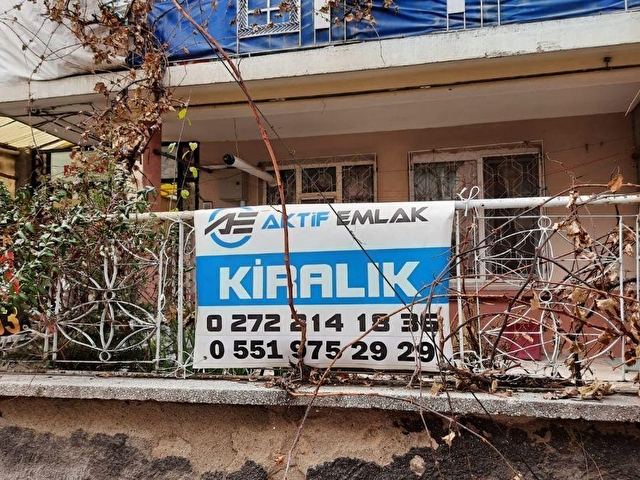 Afyon Zafer Mahallesi Nde Kiralik Bodrum Kat 2 1 Daire 112065 210 Hurriyet Emlak