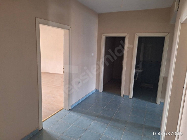 ÇARŞI MERKEZDE KİRALIK DOĞALGAZLI 3+1 DAİRE - Görsel 3
