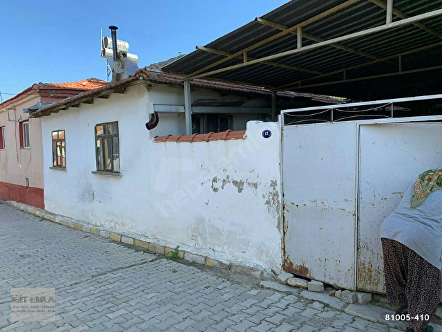 Menemen In Emiralem Mah 185m Koy Evi 81005 410 Hurriyet Emlak