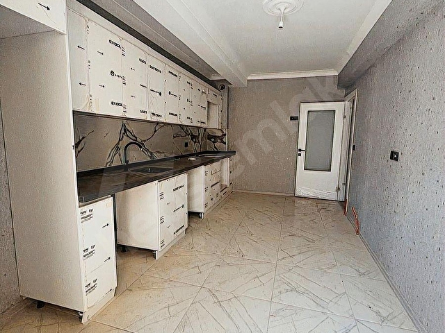BEŞİKKAYA CADDE ÜSTÜ SIFIR İSKANLI 3/1 SATILIK - Görsel 3