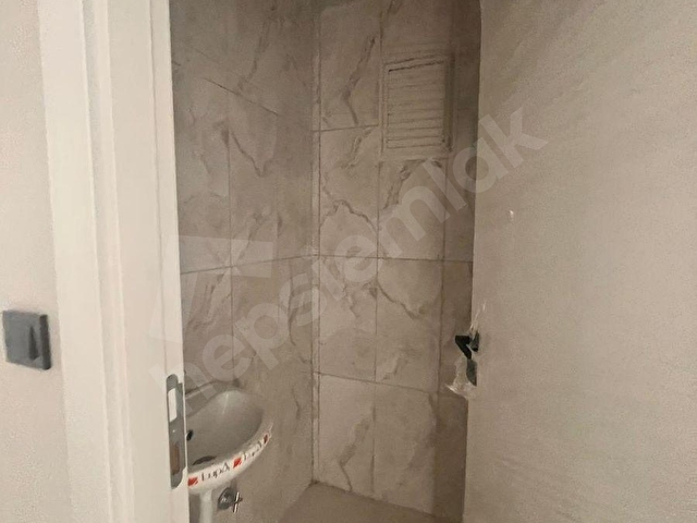 BEŞİKKAYA CADDE ÜSTÜ SIFIR İSKANLI 3/1 SATILIK - Görsel 9