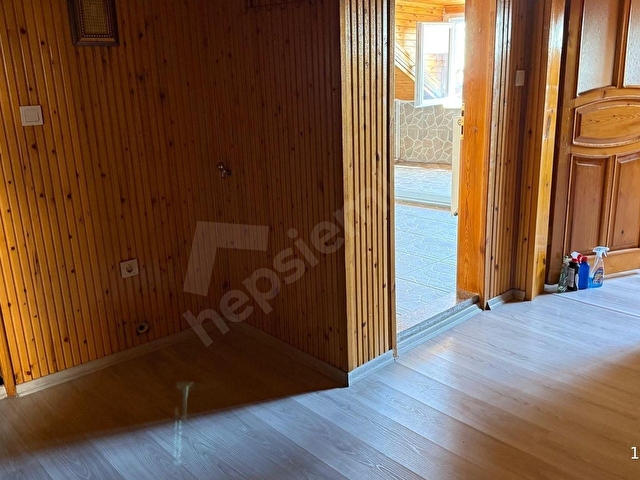 ARNAVUTKÖY MERKEZİNDE CADDEYE YAKIN MÜKEMMEL LOKASYONDA DAİRE - Görsel 10