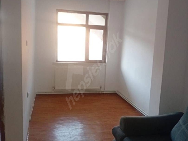 Ankara Pursaklarda 2+1 ara kat kiralık daire - Görsel 8