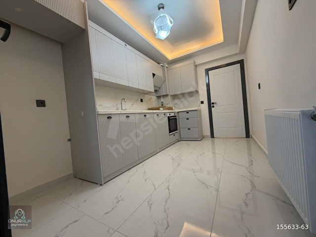 Yüksek Katlı Sitede Geniş Metrekareli Full+Full Kiralık Daire - Görsel 17