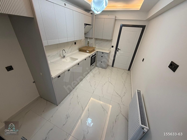 Yüksek Katlı Sitede Geniş Metrekareli Full+Full Kiralık Daire - Görsel 18