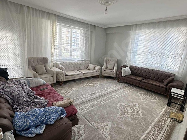 SÜRER EMLAK`TAN SATILIK AYRI MUTFAKLI 2+1 DAİRE`MİZ 135 MT KARE - Görsel 6