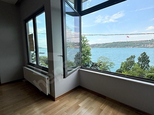Çengelköy  Kulelide  Boğaz  Manzaralı  İş yerine  Uygun Kiralık Daire - Görsel 2