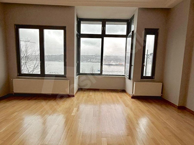 Çengelköy  Kulelide  Boğaz  Manzaralı  İş yerine  Uygun Kiralık Daire - Görsel 6