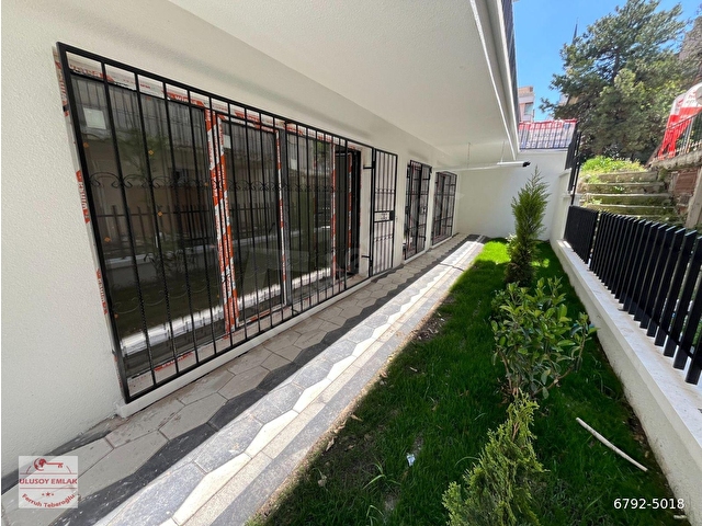 Emekte 2+1 Bahçe Katında Bağımsız Mutfaklı Bahçe Kullanımlı Kombili Metro Yakını - Görsel 17