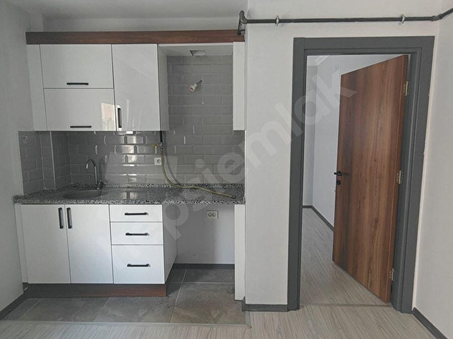 Yaylacık mah doğalgazlı asansörlü balkonlu arakat 2+1 kiralık - Görsel 20