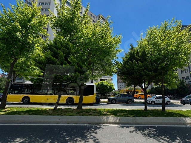 METROBÜSE YÜRÜME MESAFESİNDE 180M | GÜNEY CEPHE | KAPALI OTOPARK - Görsel 27