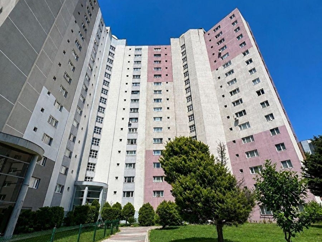 METROBÜSE YÜRÜME MESAFESİNDE 180M | GÜNEY CEPHE | KAPALI OTOPARK
